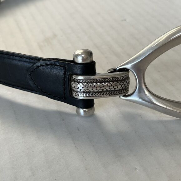 Womens Belt Size M/L Black Leather Silver Tone Hook & Oval Loop 90s Y2K